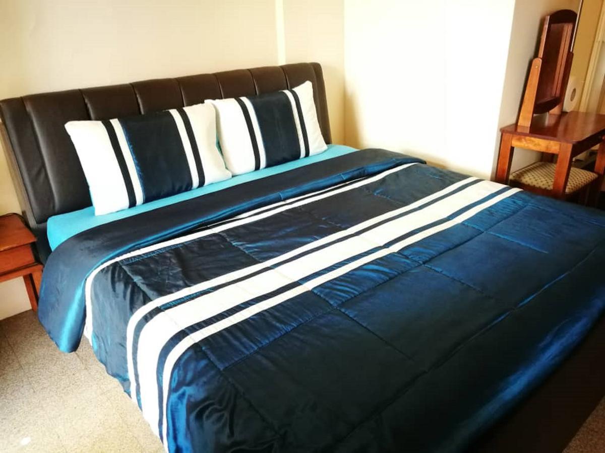 קואלה לומפור Grocer'S Inn Backpackers Guesthouse מראה חיצוני תמונה